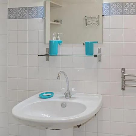 3 Bedroom Awesome Home In Marcilhac Sur Cele Дом отдыха